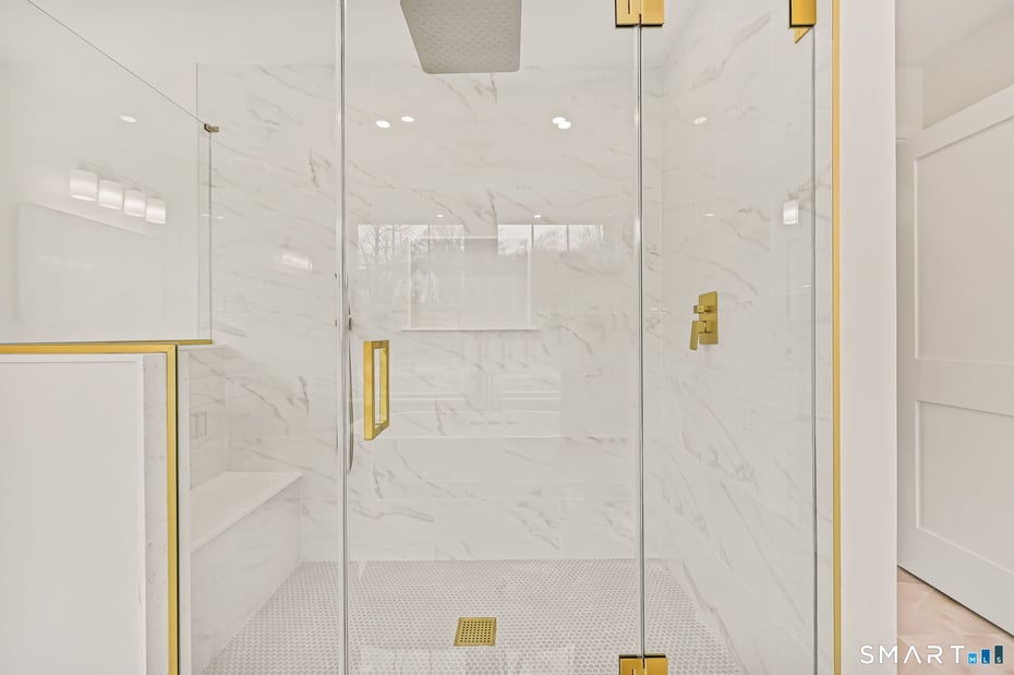 41 Crown View Drive Photo 30