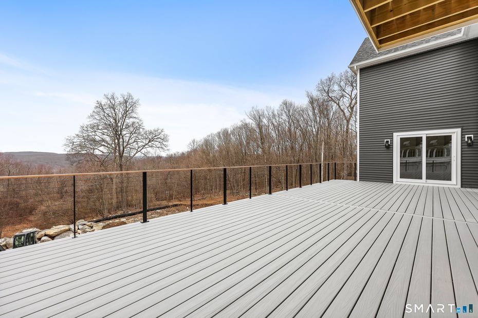 41 Crown View Drive Photo 36