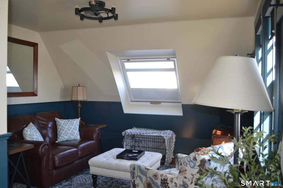 11 Smith Avenue Photo 9