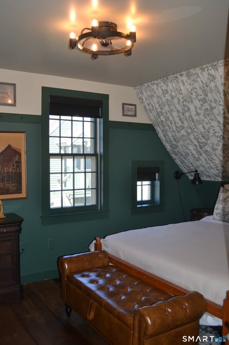 11 Smith Avenue Photo 11