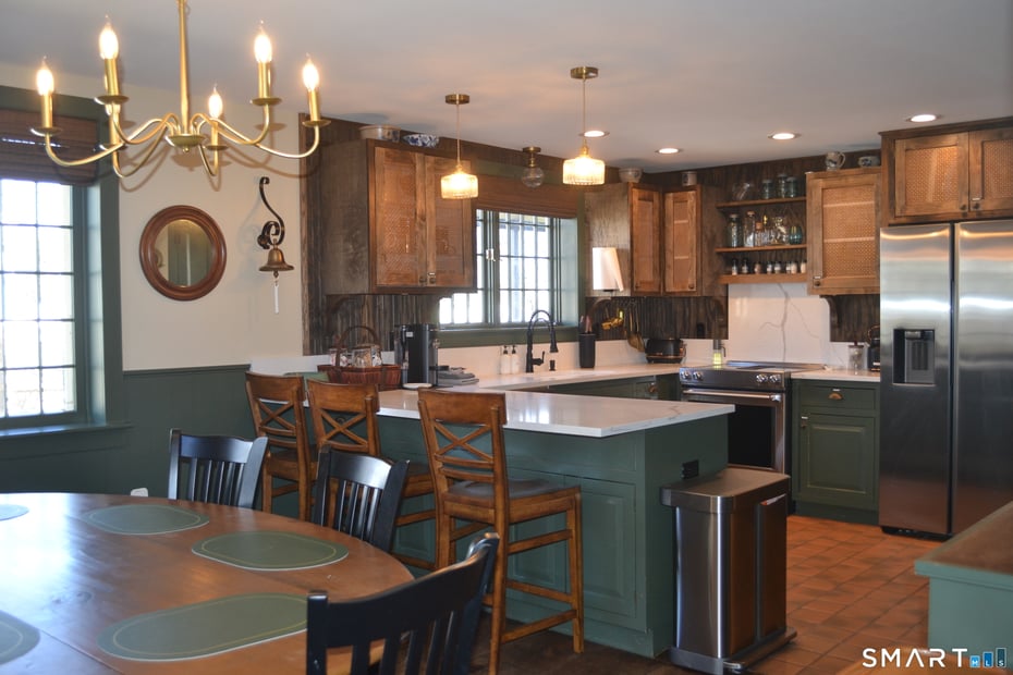 11 Smith Avenue Photo 14