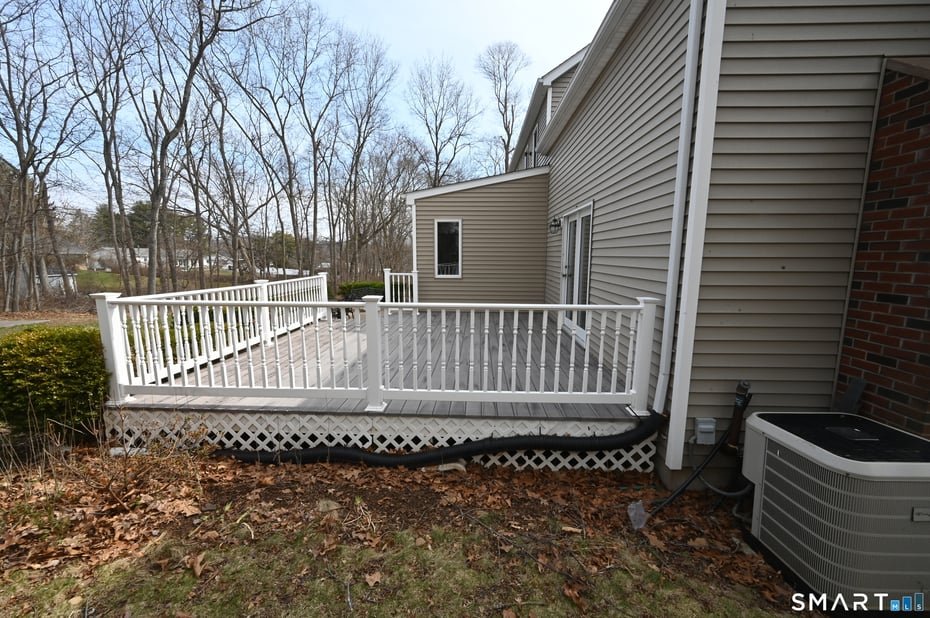 46 Mcmahon Lane Photo 7