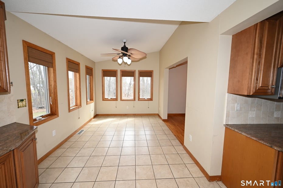 46 Mcmahon Lane Photo 13