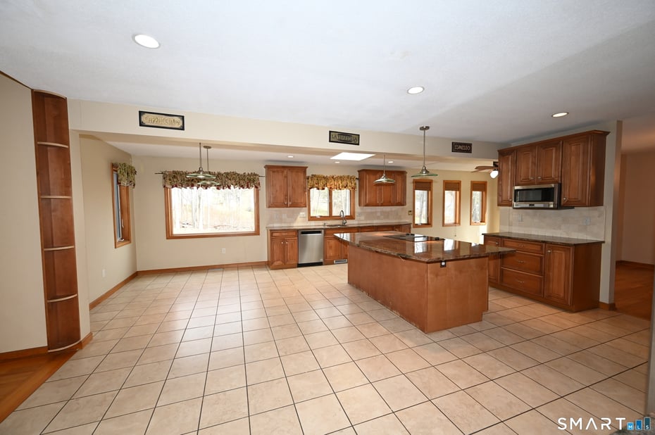 46 Mcmahon Lane Photo 17