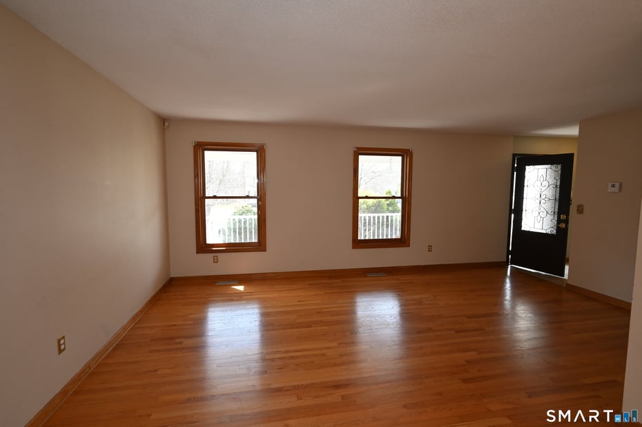 46 Mcmahon Lane Photo 21