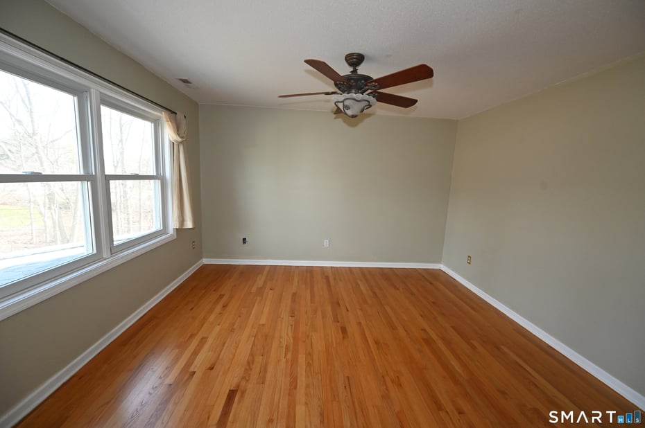 46 Mcmahon Lane Photo 34