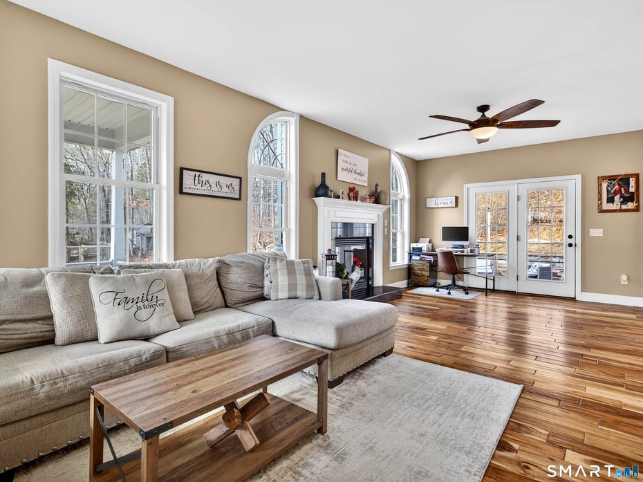 9 Mains Way Photo 22