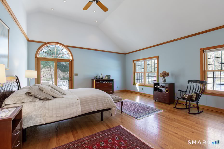 56 Penny Lane Photo 24