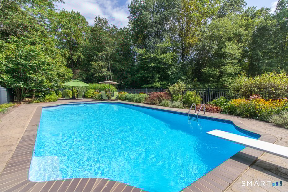 56 Penny Lane Photo 39