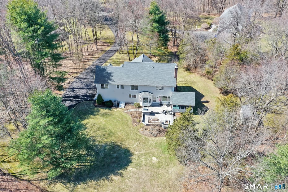 10 Old Meadow Way Photo 5