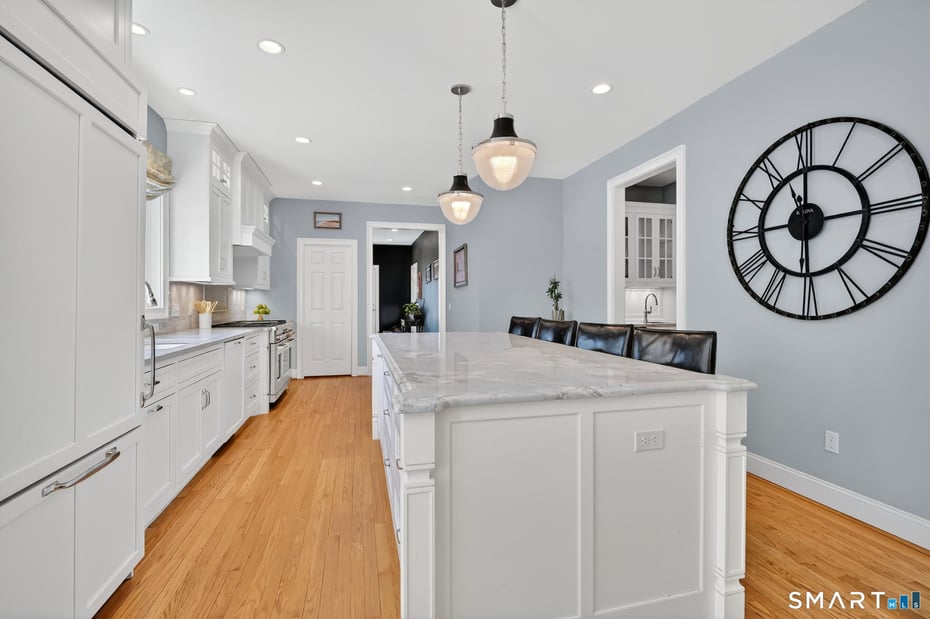 10 Old Meadow Way Photo 7