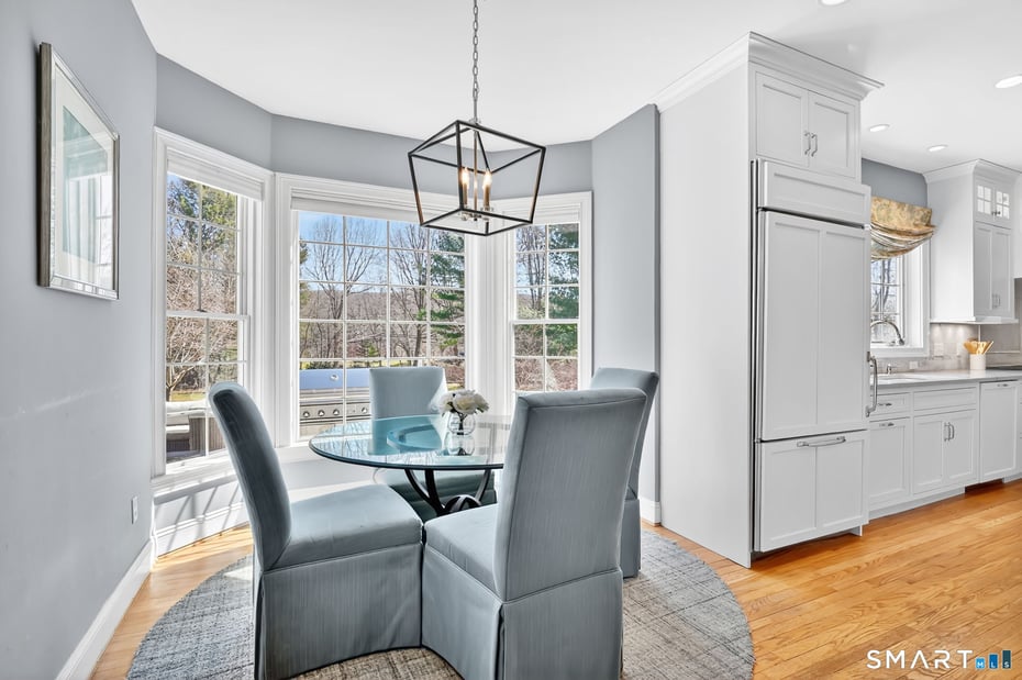 10 Old Meadow Way Photo 9