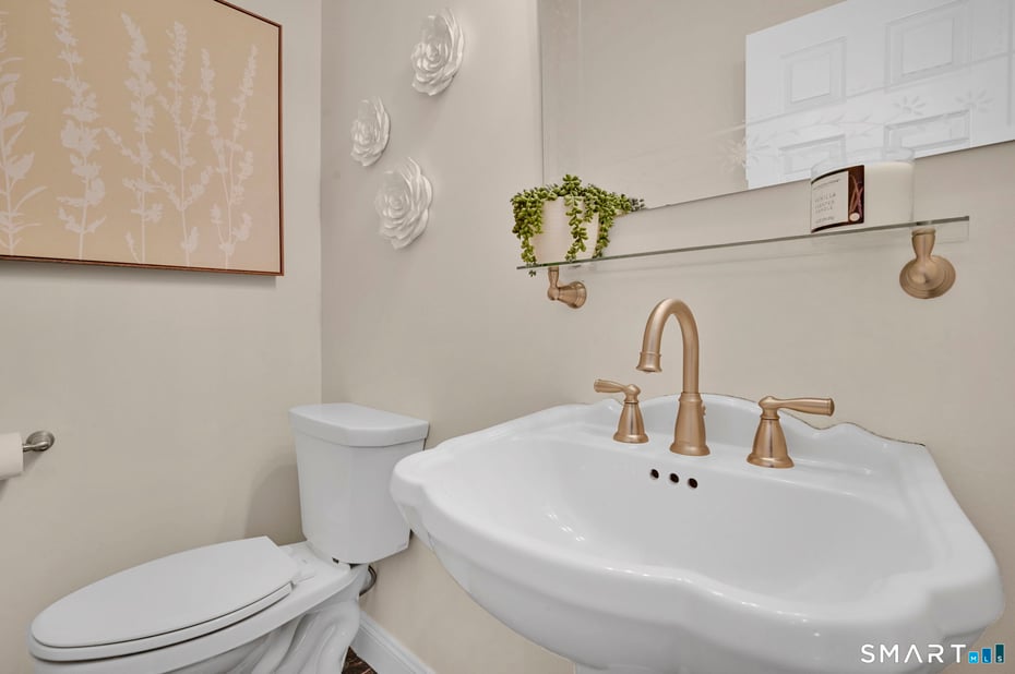 10 Old Meadow Way Photo 19