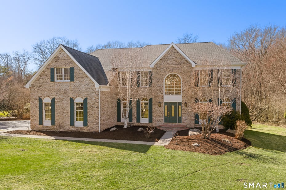 260 Range Road Photo 2