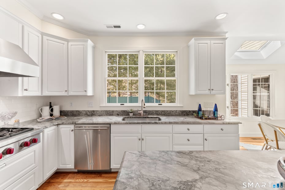 260 Range Road Photo 15