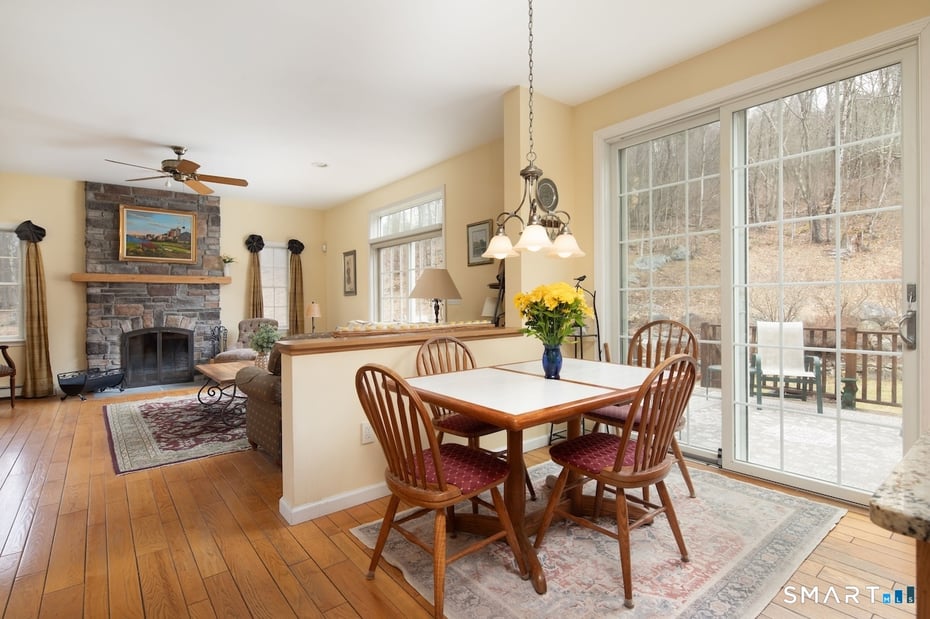 82 Valley Road Photo 6