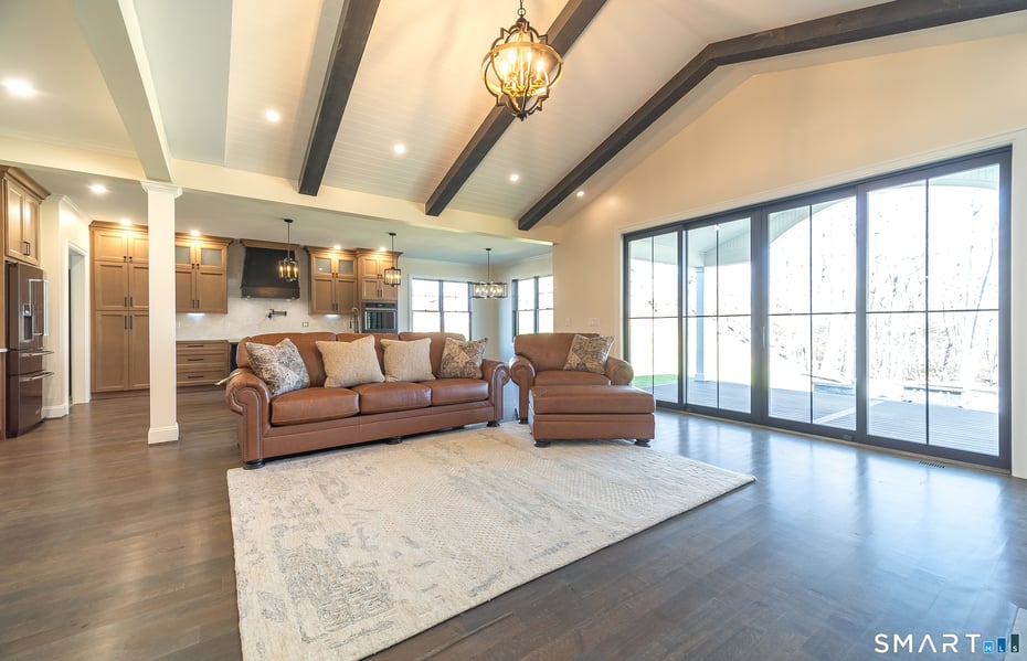 25 Silver Springs Drive Photo 9