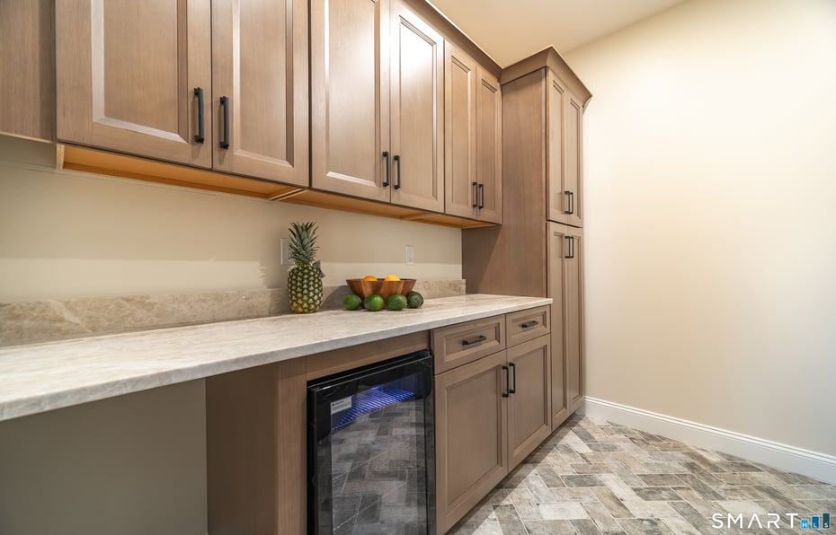 25 Silver Springs Drive Photo 13