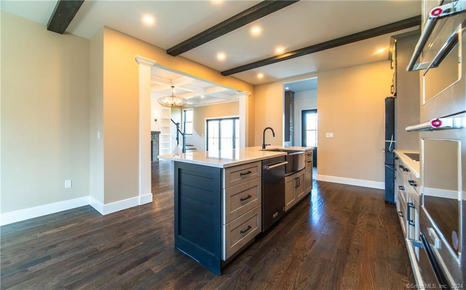 25 Silver Springs Drive Photo 23