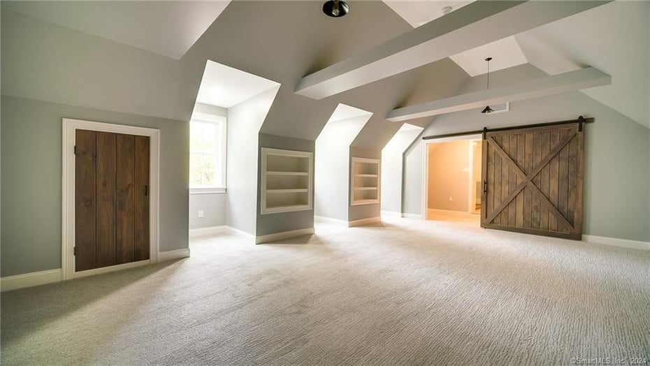 25 Silver Springs Drive Photo 39