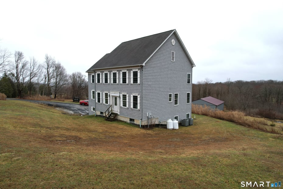 4 Hard Hill Road South Photo 4