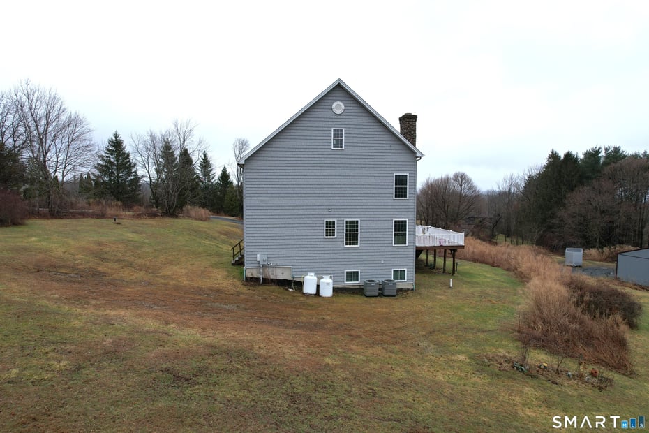 4 Hard Hill Road South Photo 5