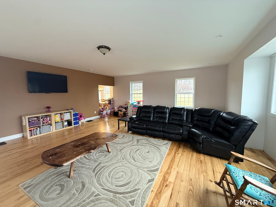 4 Hard Hill Road South Photo 26