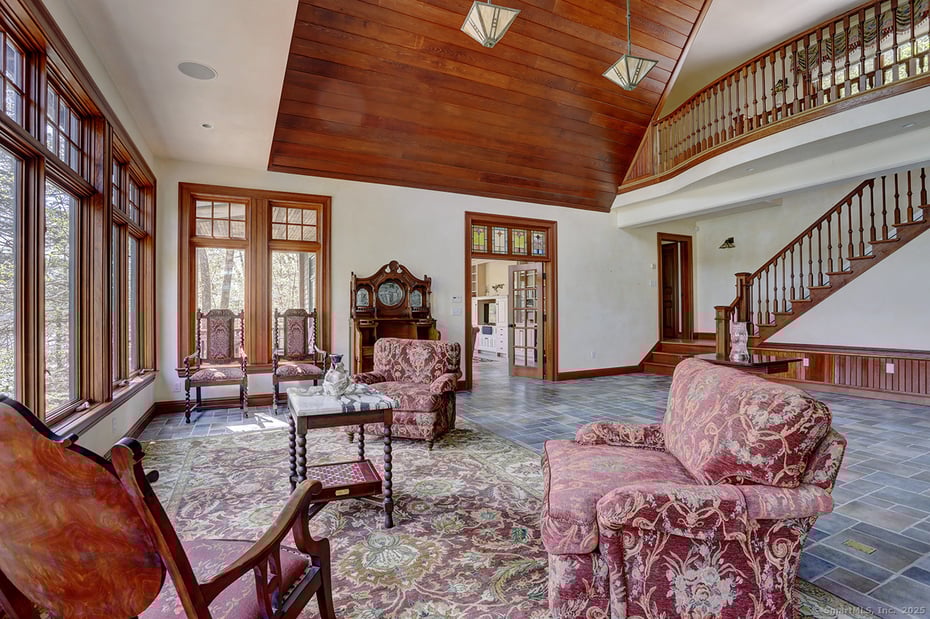 Norfolk Single Family Photo 6