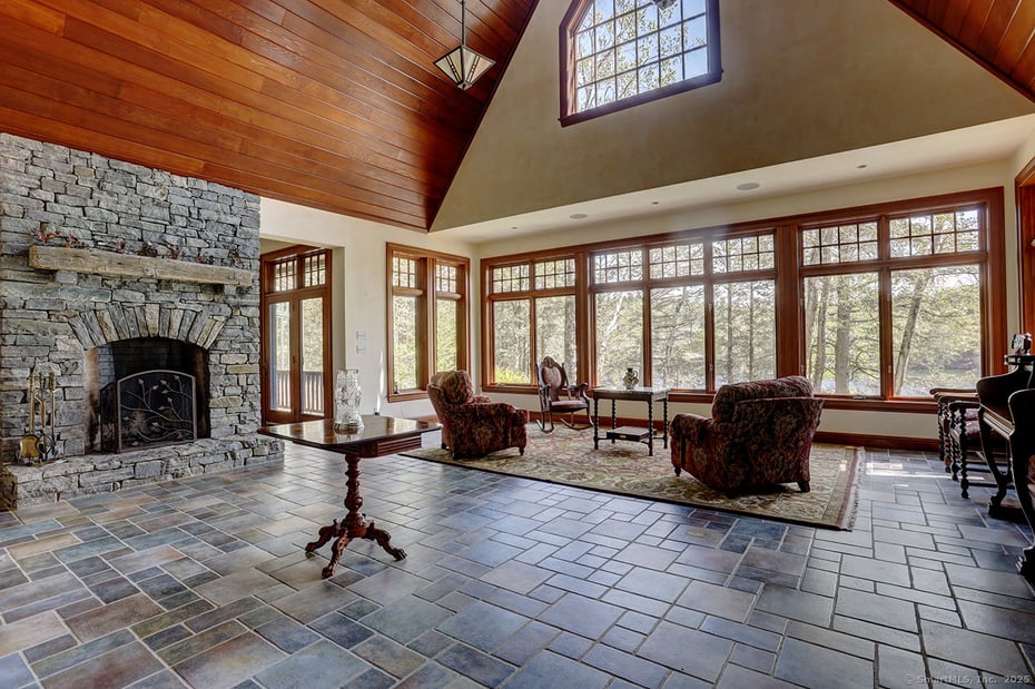 Norfolk Single Family Photo 8