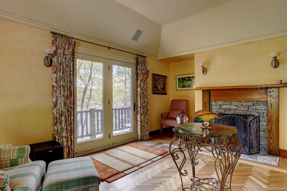 Norfolk Single Family Photo 15