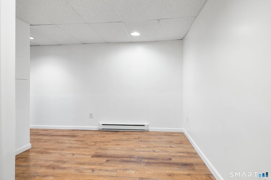 319 Laurelwood Drive Photo 30