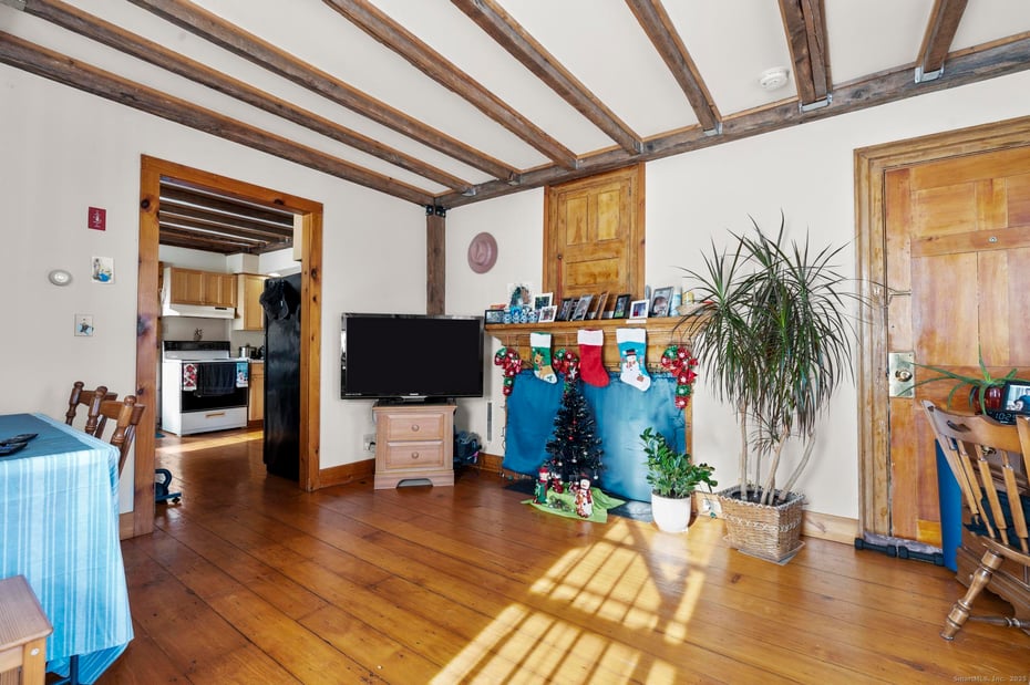 170 Main Street Photo 11