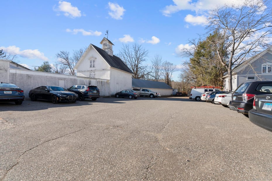 170 Main Street Photo 27