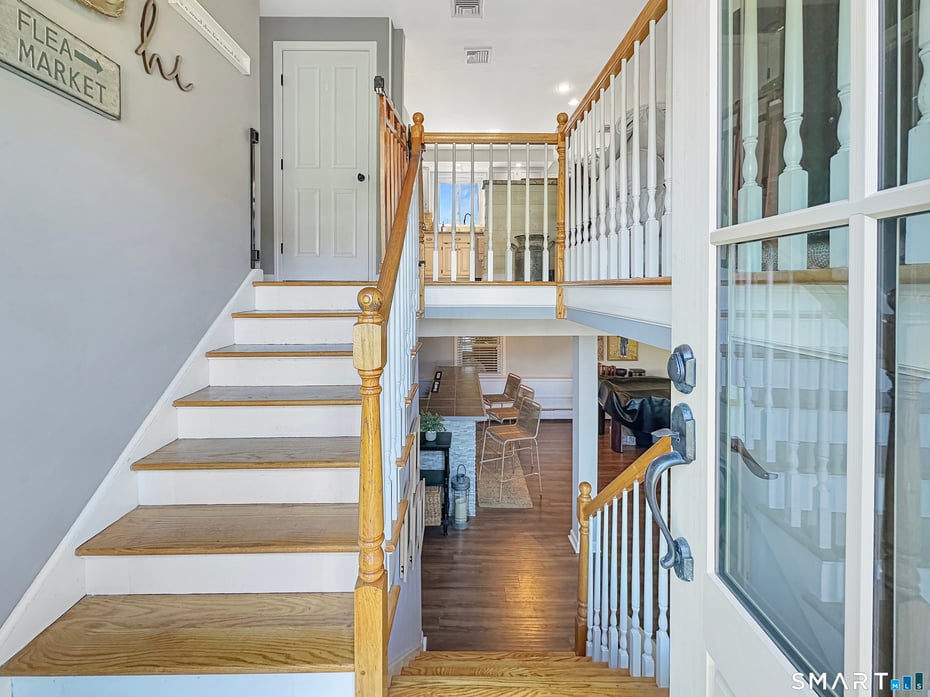 65 Nida Drive Photo 13