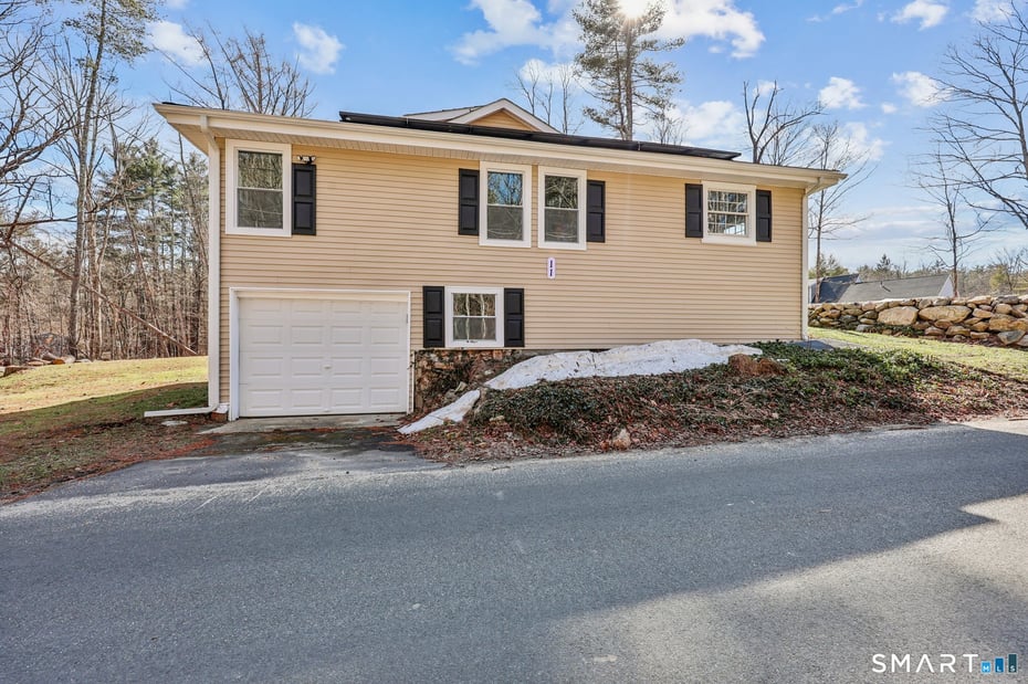 11 Old Creamery Road Photo 1