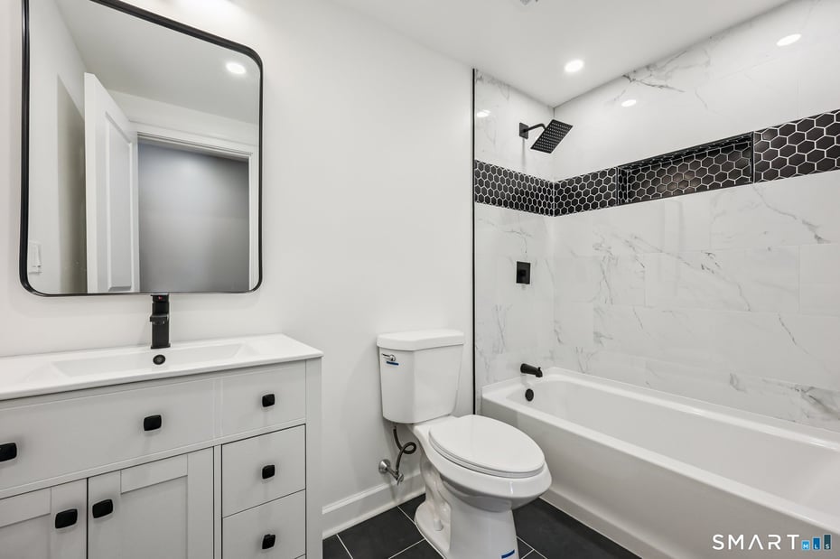 11 Old Creamery Road Photo 22