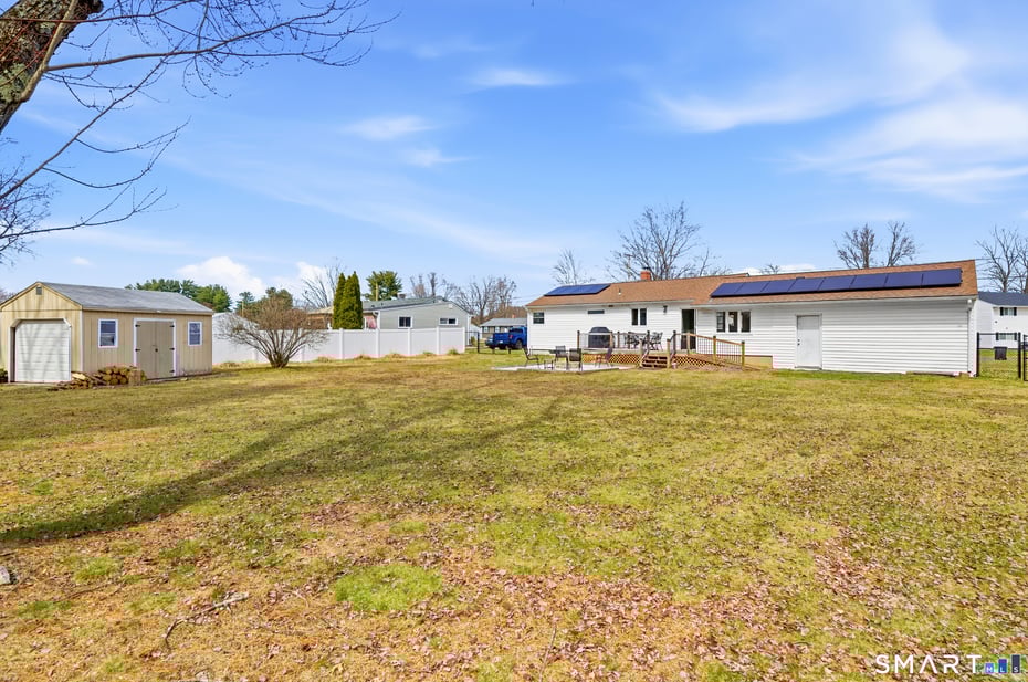 37 Farnham Road Photo 8