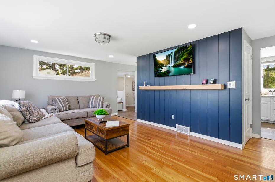 37 Farnham Road Photo 32