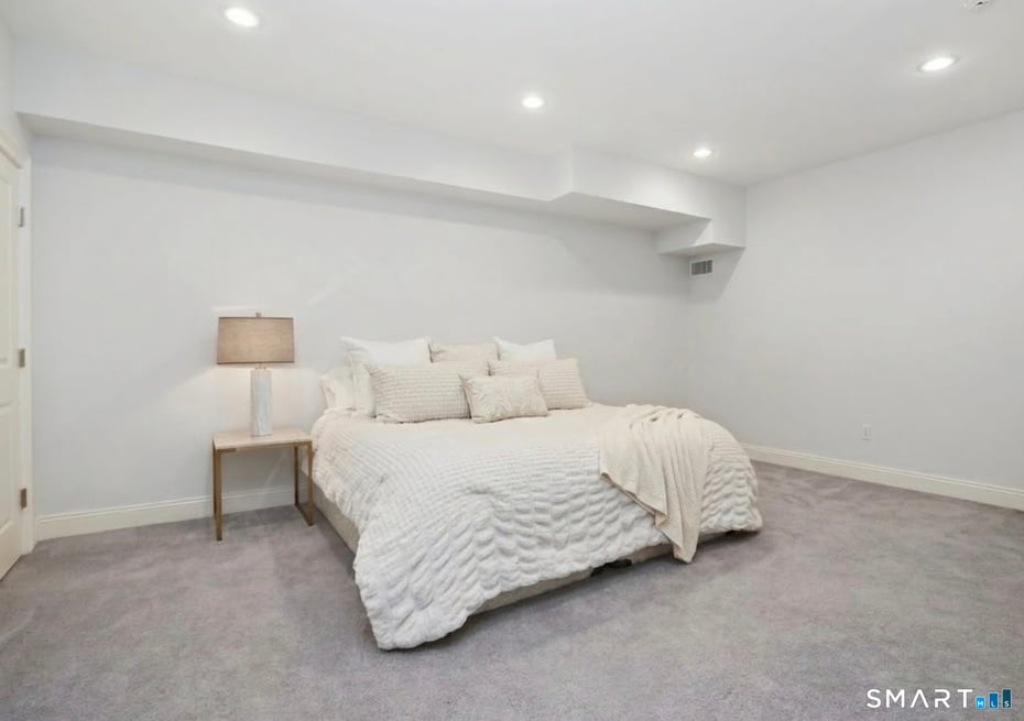 127 Field Rock Road Photo 25