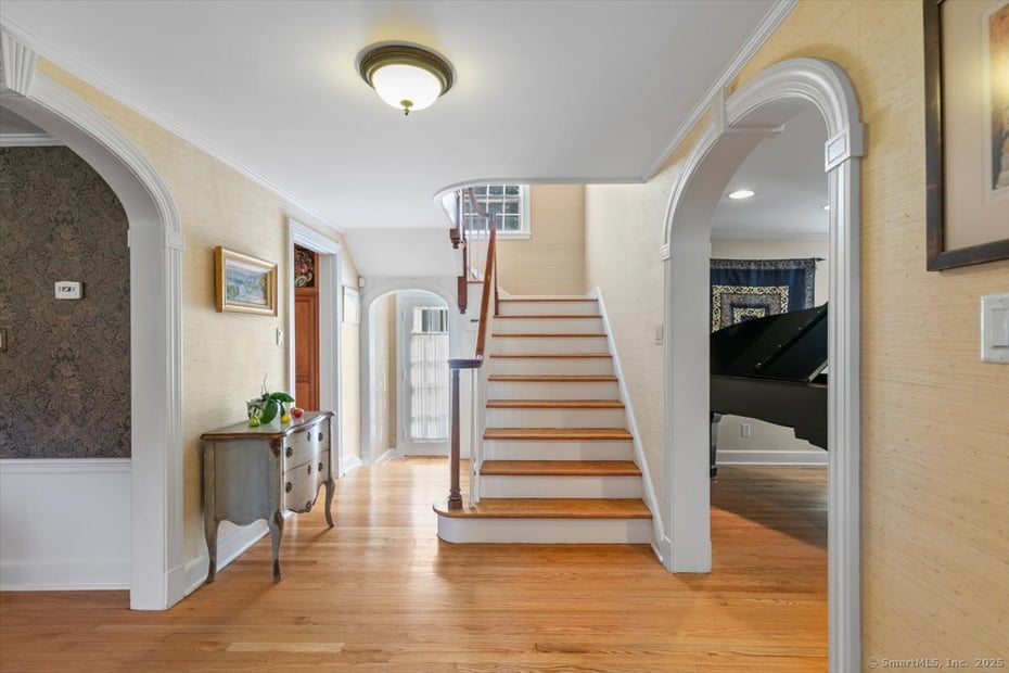 26 Old Orchard Road Photo 3