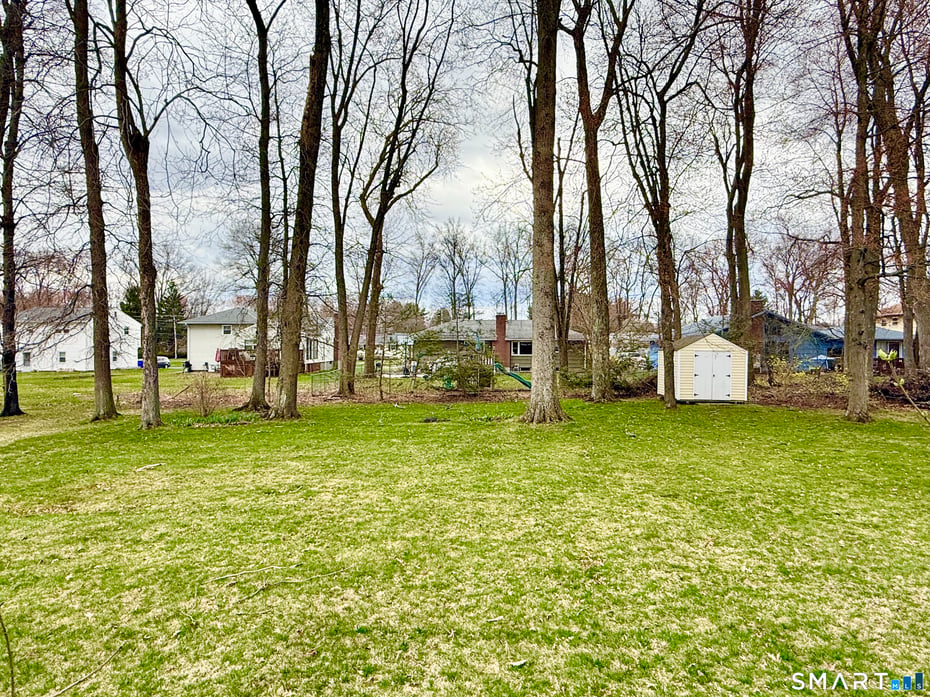 47 Fuller Drive Photo 38