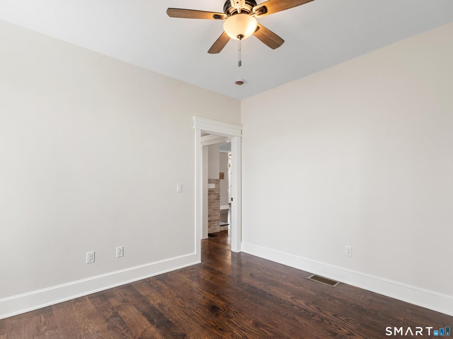 12 Meadowcrest Drive North Photo 24