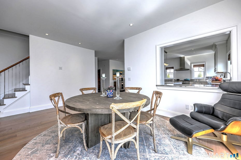 32 Millwood Street Photo 6