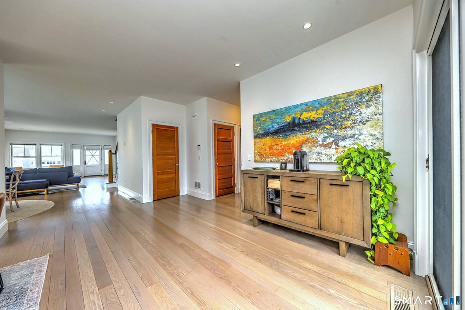 32 Millwood Street Photo 9