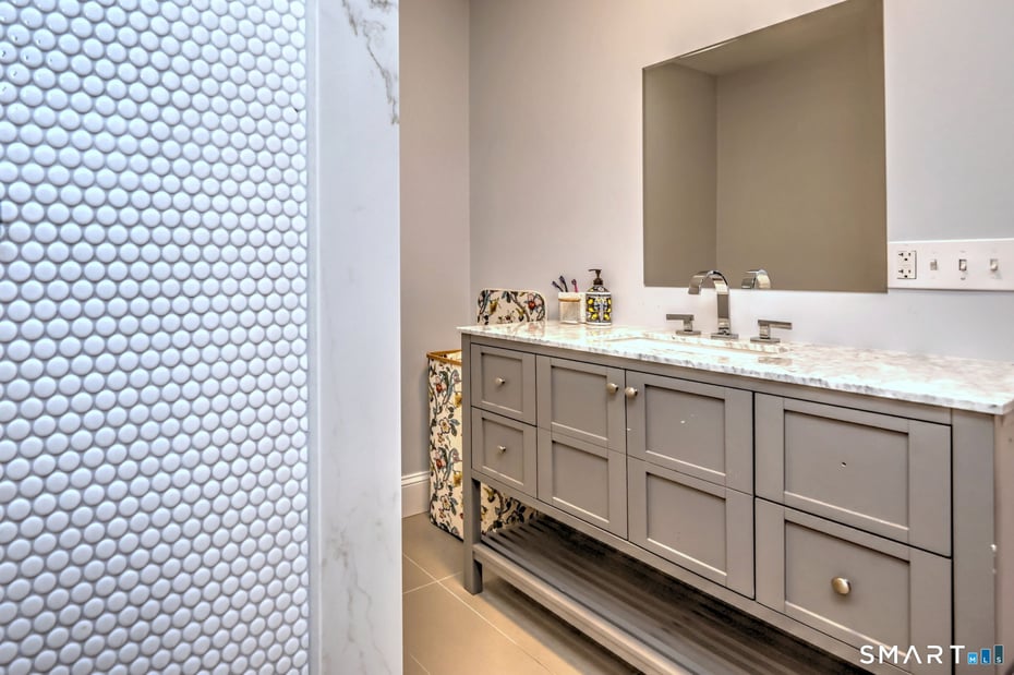 32 Millwood Street Photo 28