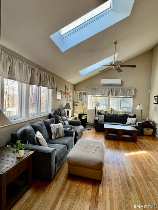 302 Cliffside Drive  #+ Garage G82 #+ Garage G82 Photo 6