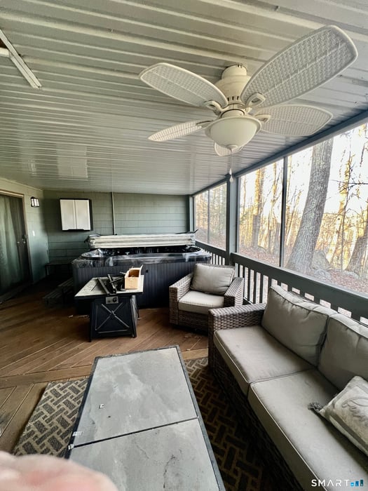 302 Cliffside Drive  #+ Garage G82 #+ Garage G82 Photo 26