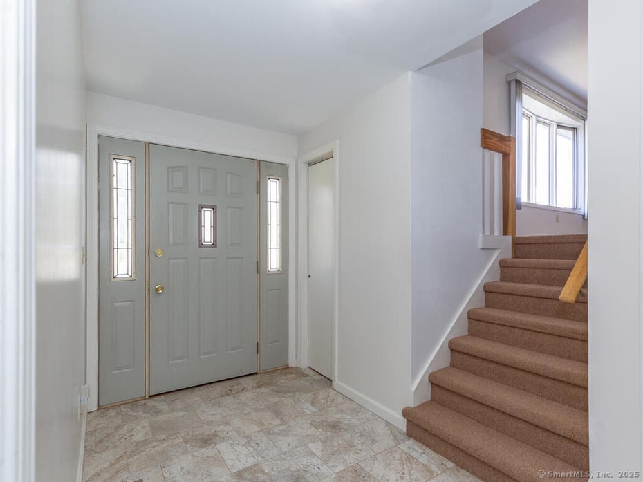 26 Woodside Drive Photo 4