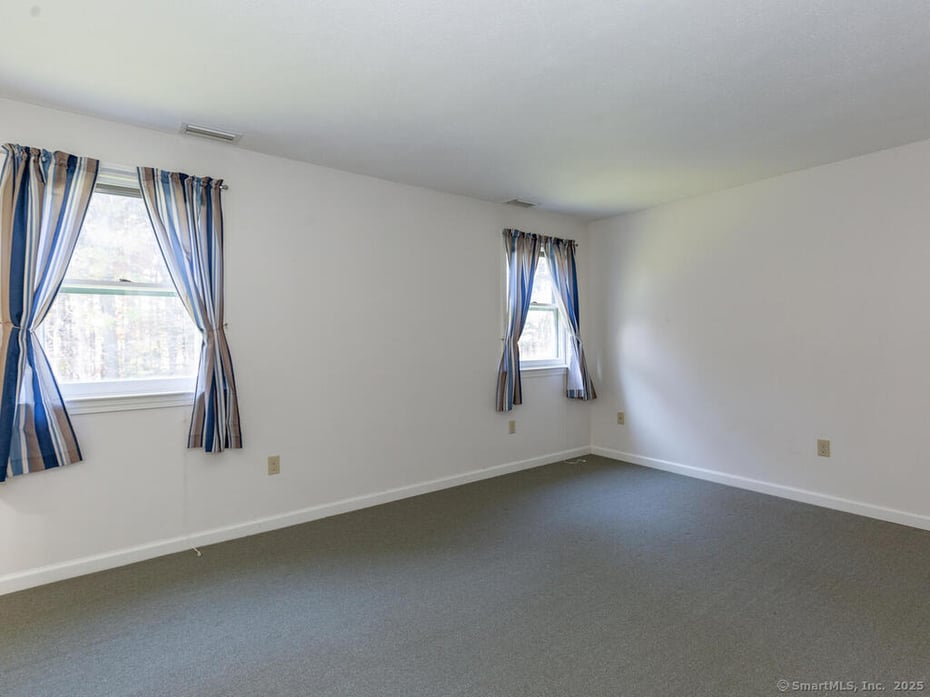 26 Woodside Drive Photo 22