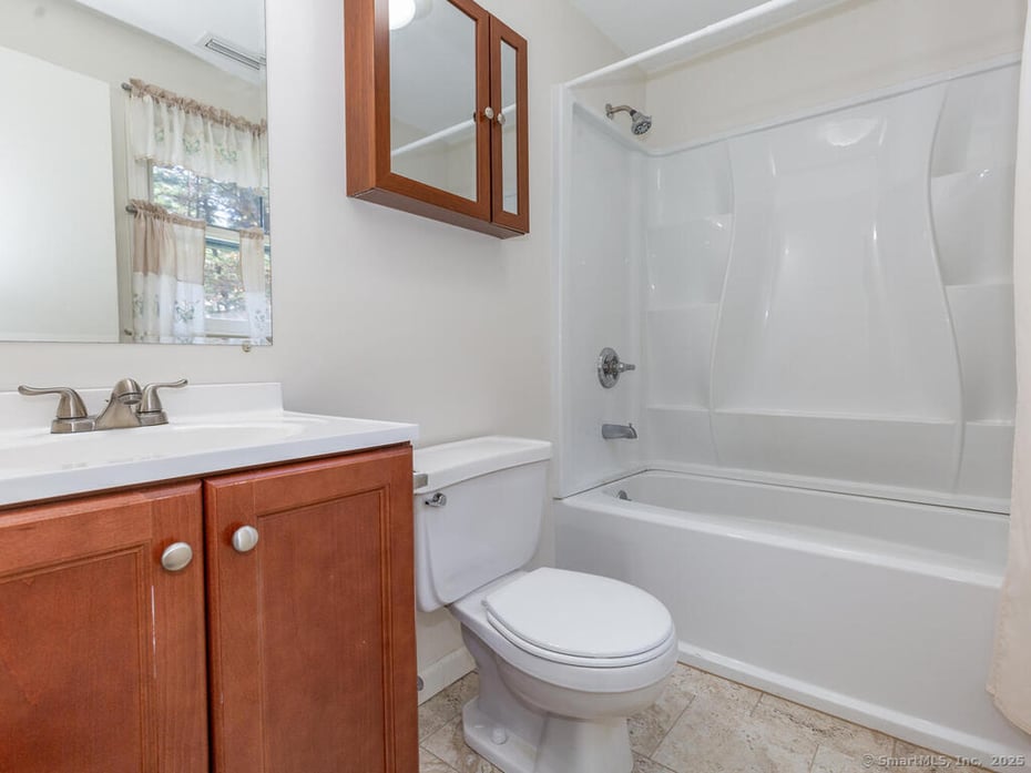 26 Woodside Drive Photo 25